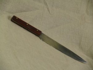 Filetiermesser mit Pflaumenholzgriff